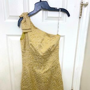 Kay Unger One Shoulder Gold Dress